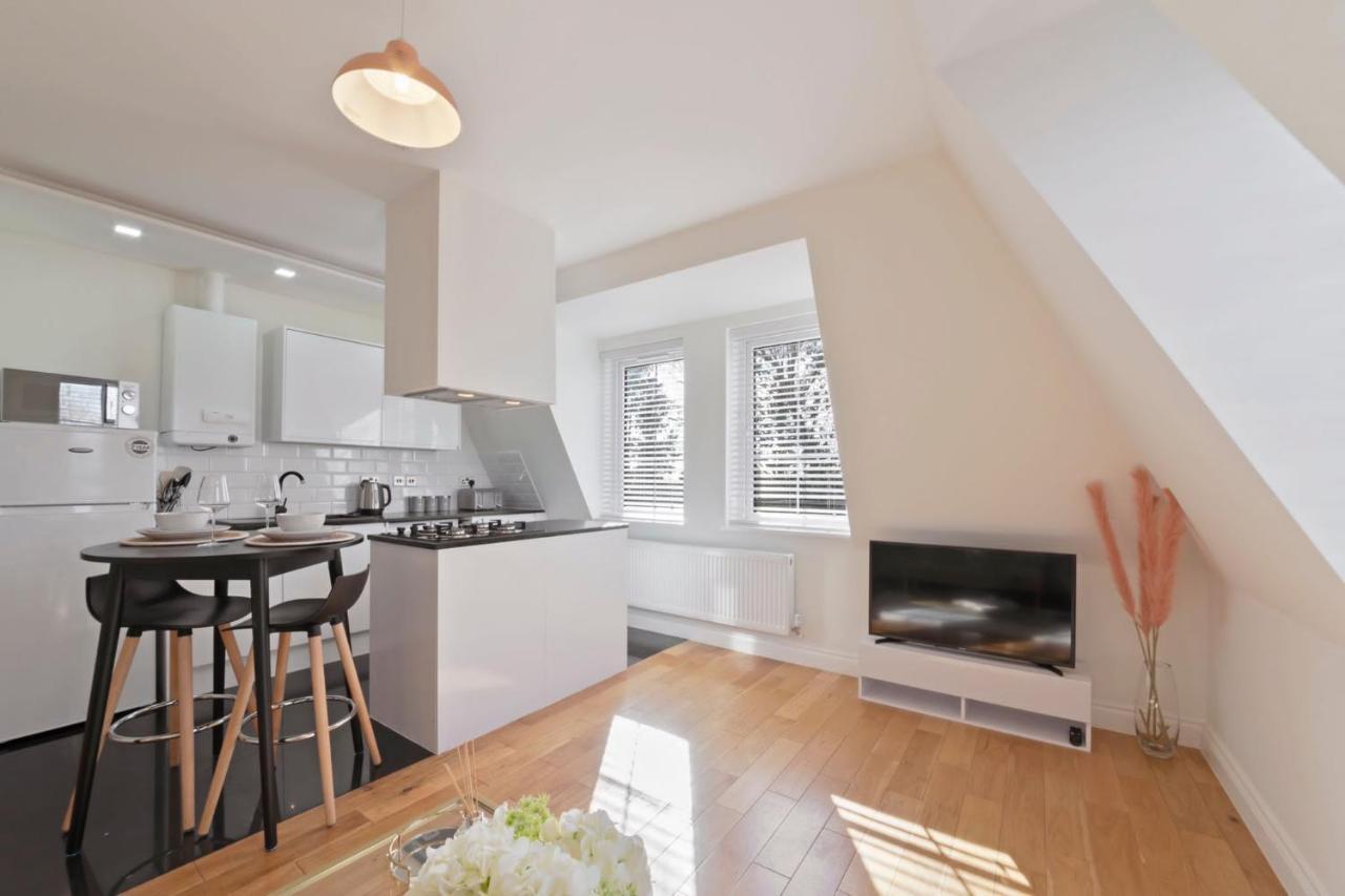 Spacious One Bed Loft Apartment Birchanger Exterior foto