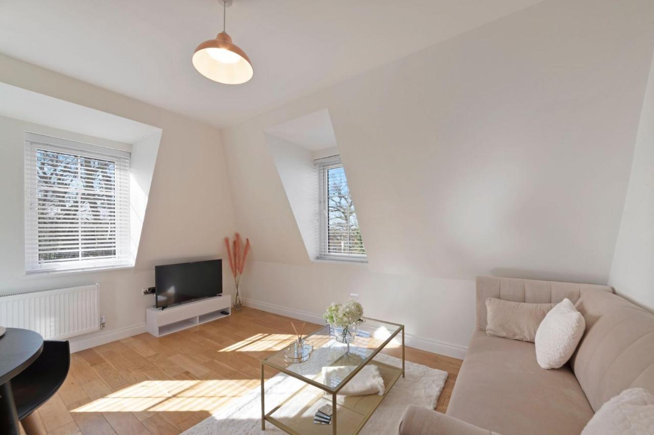 Spacious One Bed Loft Apartment Birchanger Exterior foto